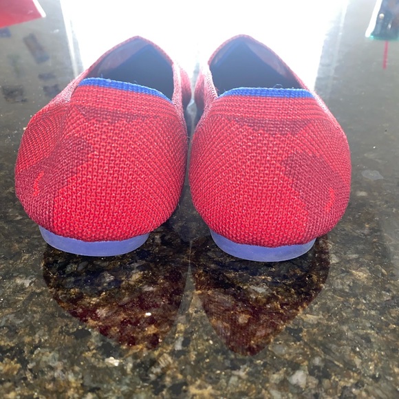 Retired Rothy’s Red Camo Points - Picture 3 of 4